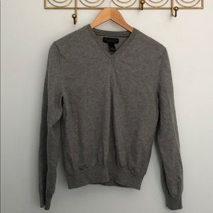 Bloomingdale’s men’s 100% merino wool sweater L